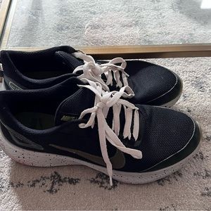 Men’s Nike Running Shoes Size 12